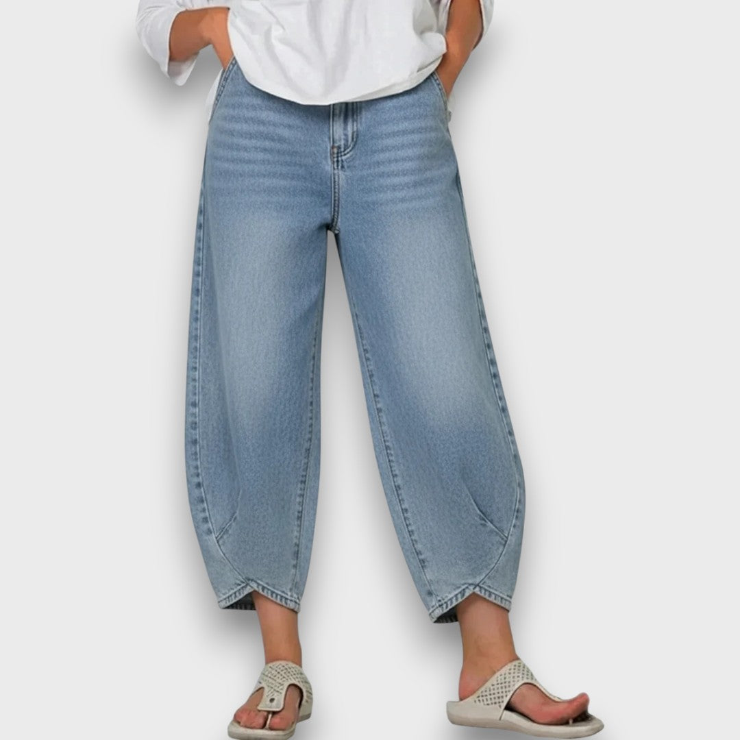 Lunara – Relaxed Cropped Denim Pants
