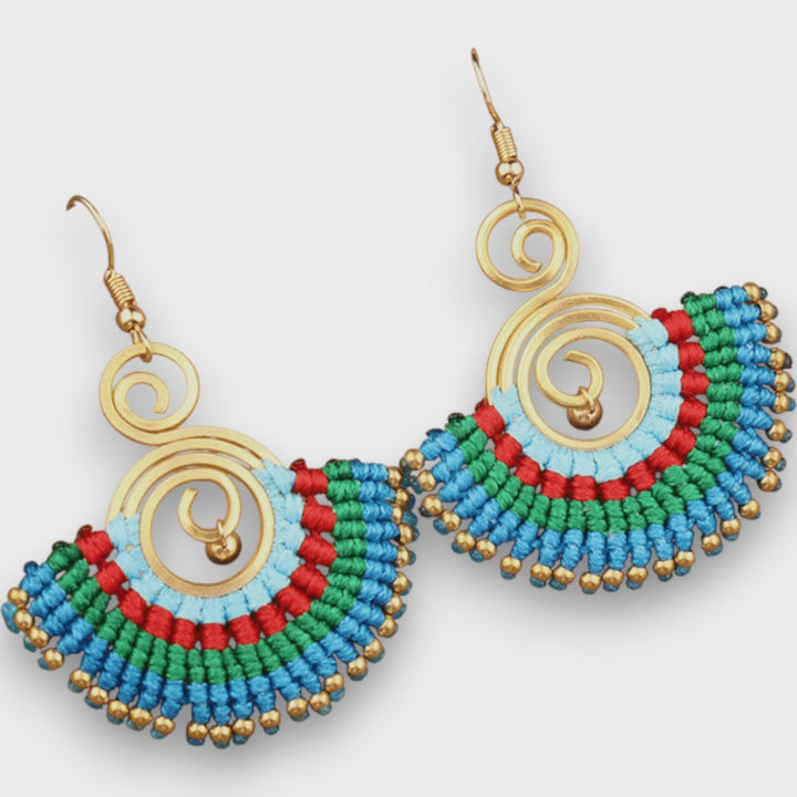 Isalda – Vintage Earrings with Wood & Beads