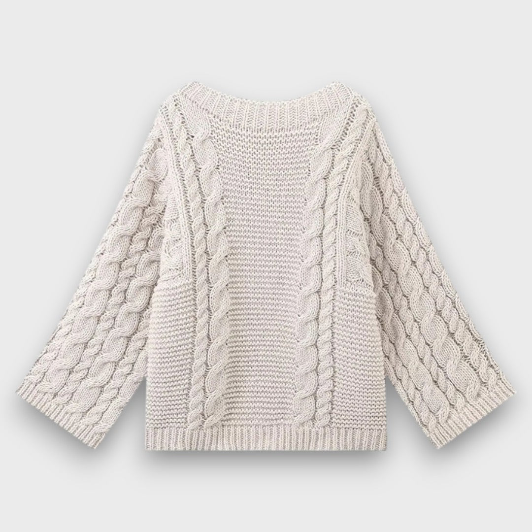 Knita – Chunky Knit Sweater with Cable Pattern