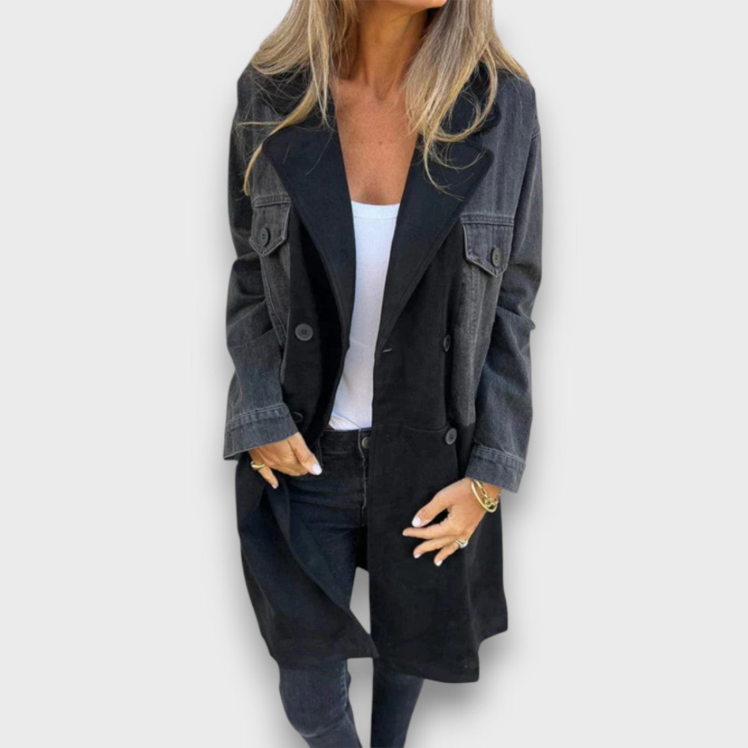 Ariana – Elegant coat with contrasting textures