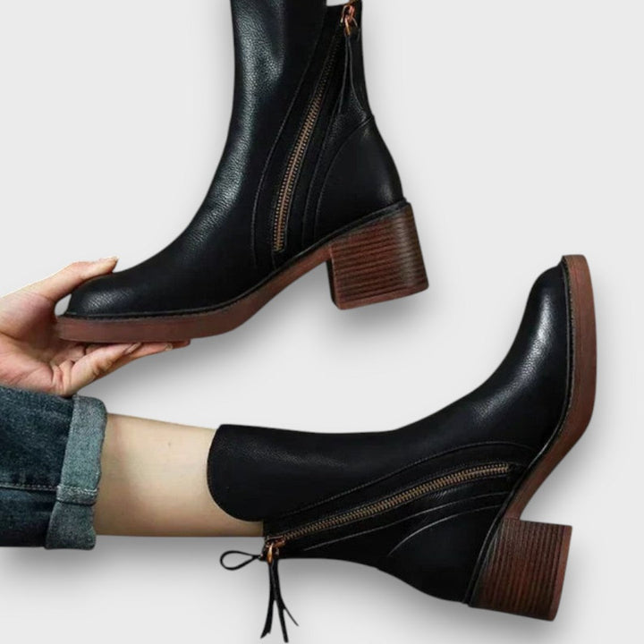 Gavira – Ankle Boots with Heel
