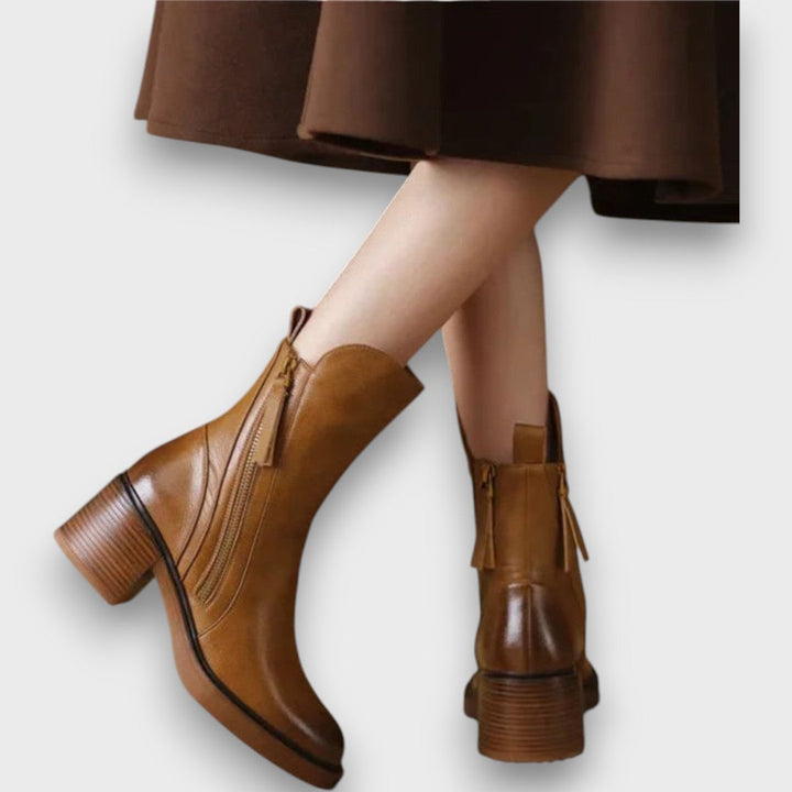 Gavira – Ankle Boots with Heel