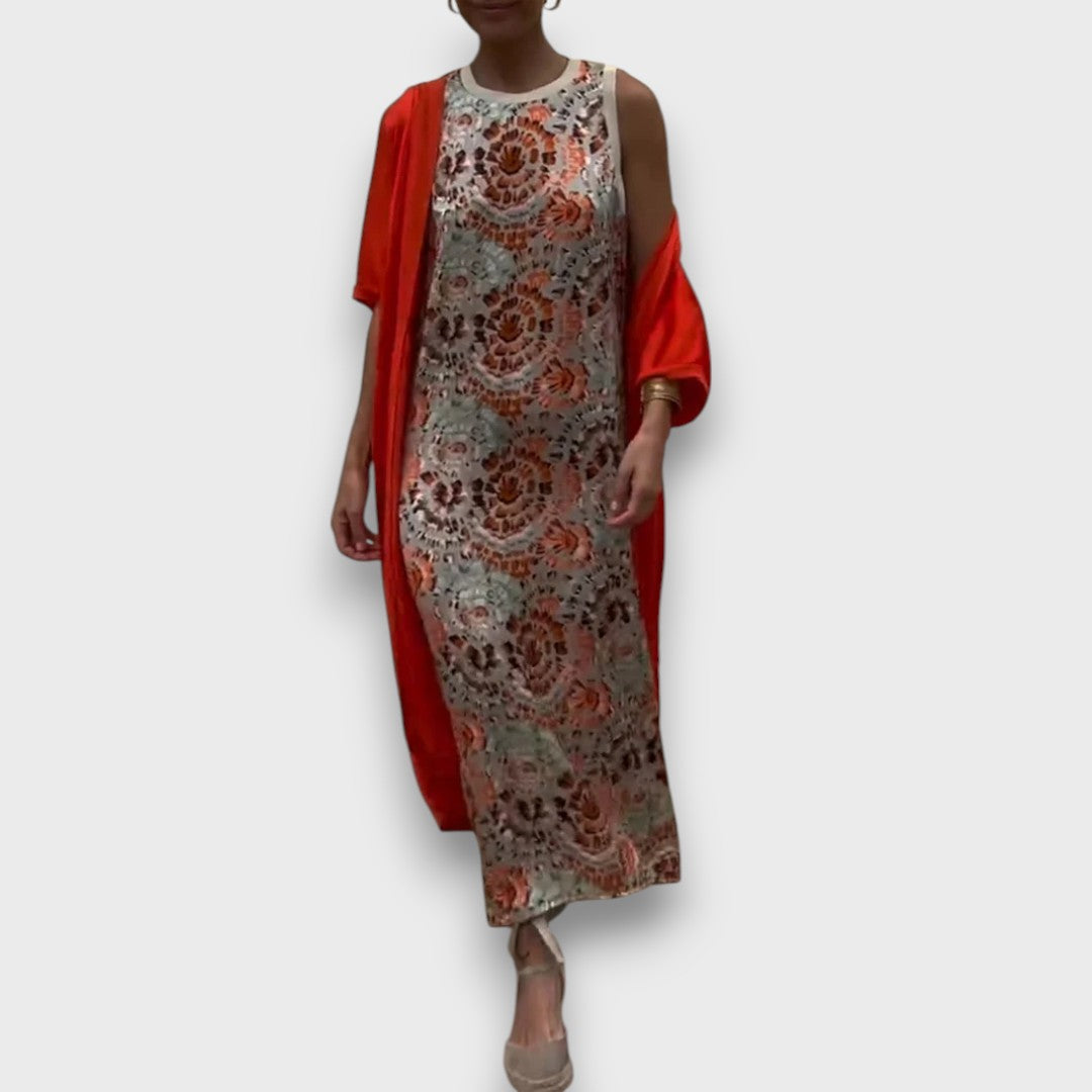 Melan – Elegant Two-Piece Set with Flowing Silhouette