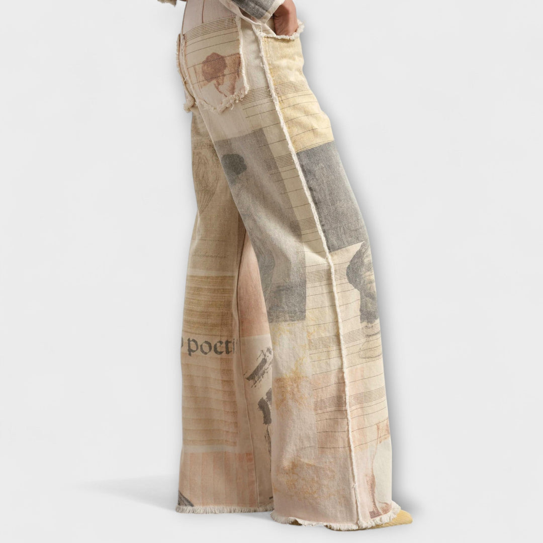 Rhea – Printed Wide-Leg Jeans with Vintage Flair