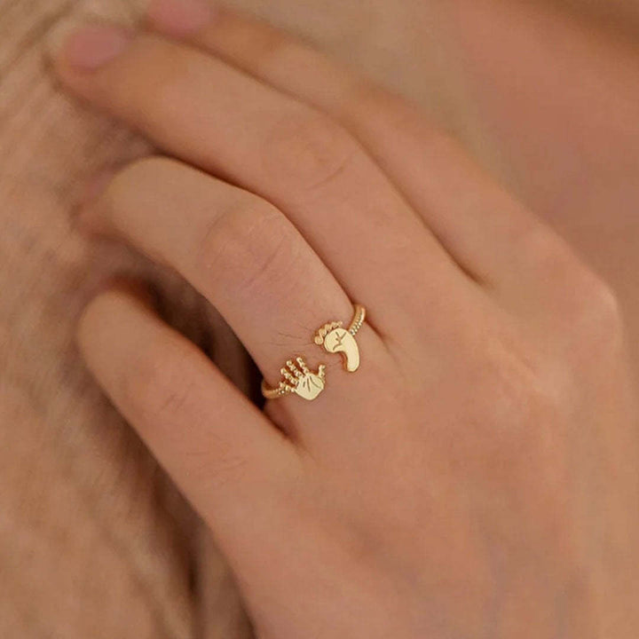 Nerila – Motherhood Symbol Ring