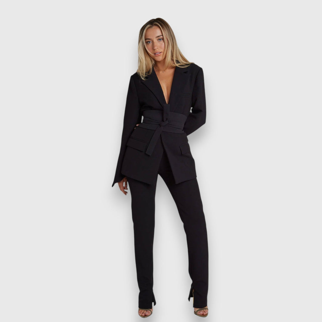 Jarela – Blazer with Belt