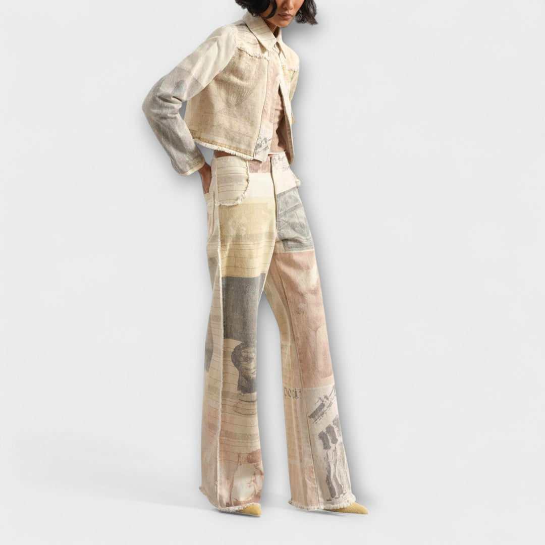 Rhea – Printed Wide-Leg Jeans with Vintage Flair