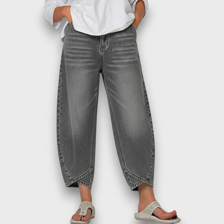 Lunara – Relaxed Cropped Denim Pants