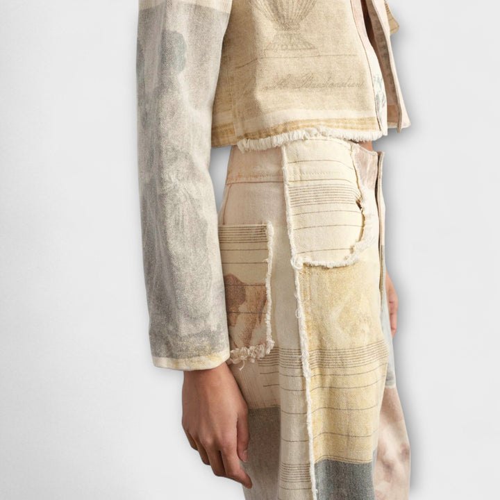 Rhea – Printed Wide-Leg Jeans with Vintage Flair