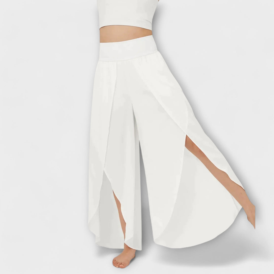 Leyranna – Flowing Summer Pants with Feminine Leg Slit
