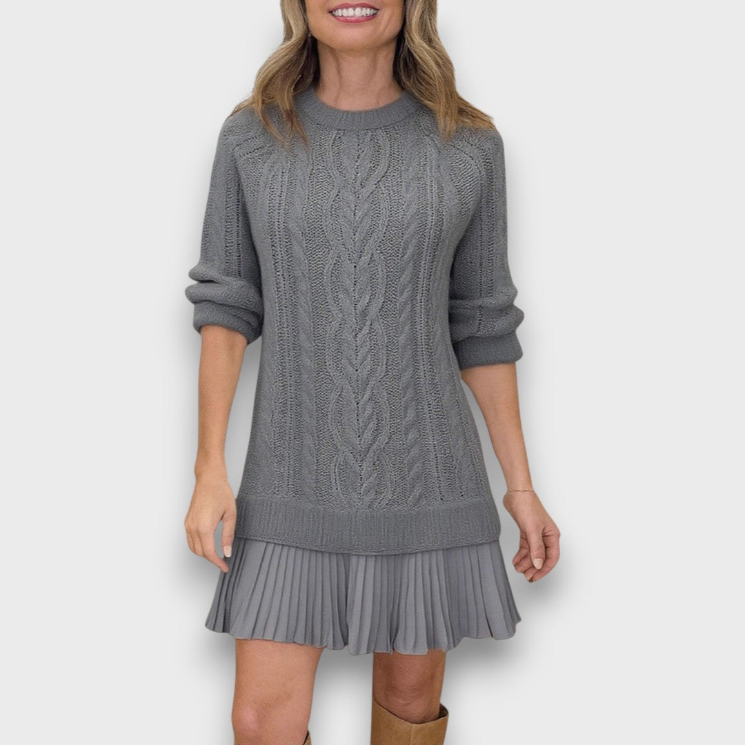 Clarisse – Knit Dress with pleated hem
