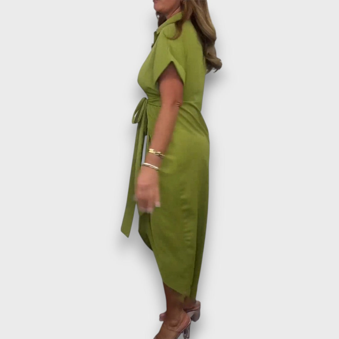 Milene – Elegant Pleated Dress