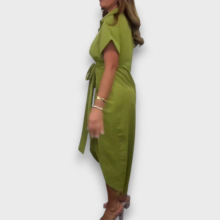 Milene – Elegant Pleated Dress