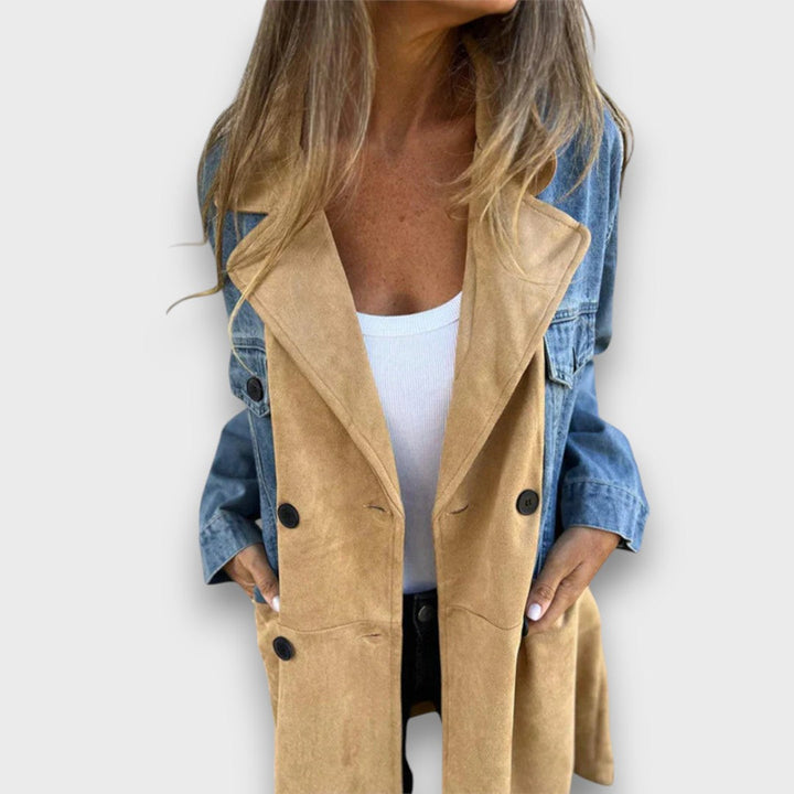 Ariana – Elegant coat with contrasting textures