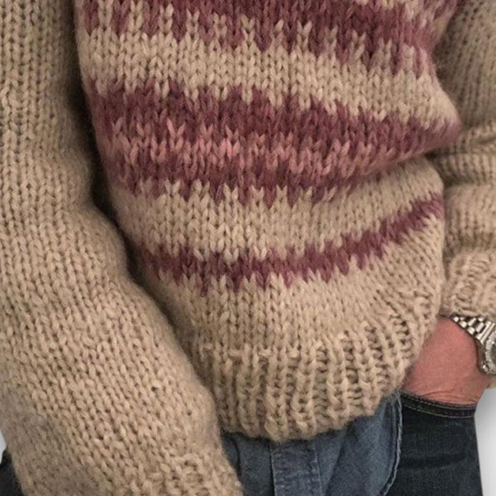 Marlene – Retro Pullover with Contrast Pattern