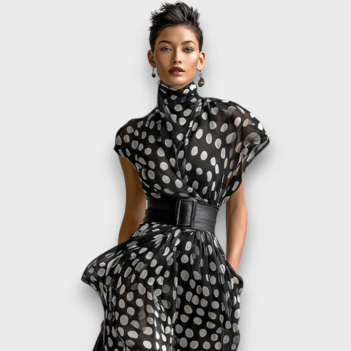 Selena – Maxi dress with polka dots