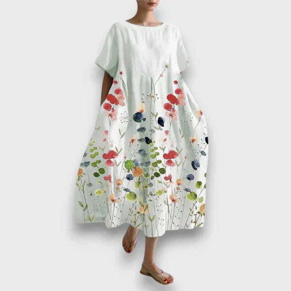 Nava – Airy Dress with Loose Silhouette