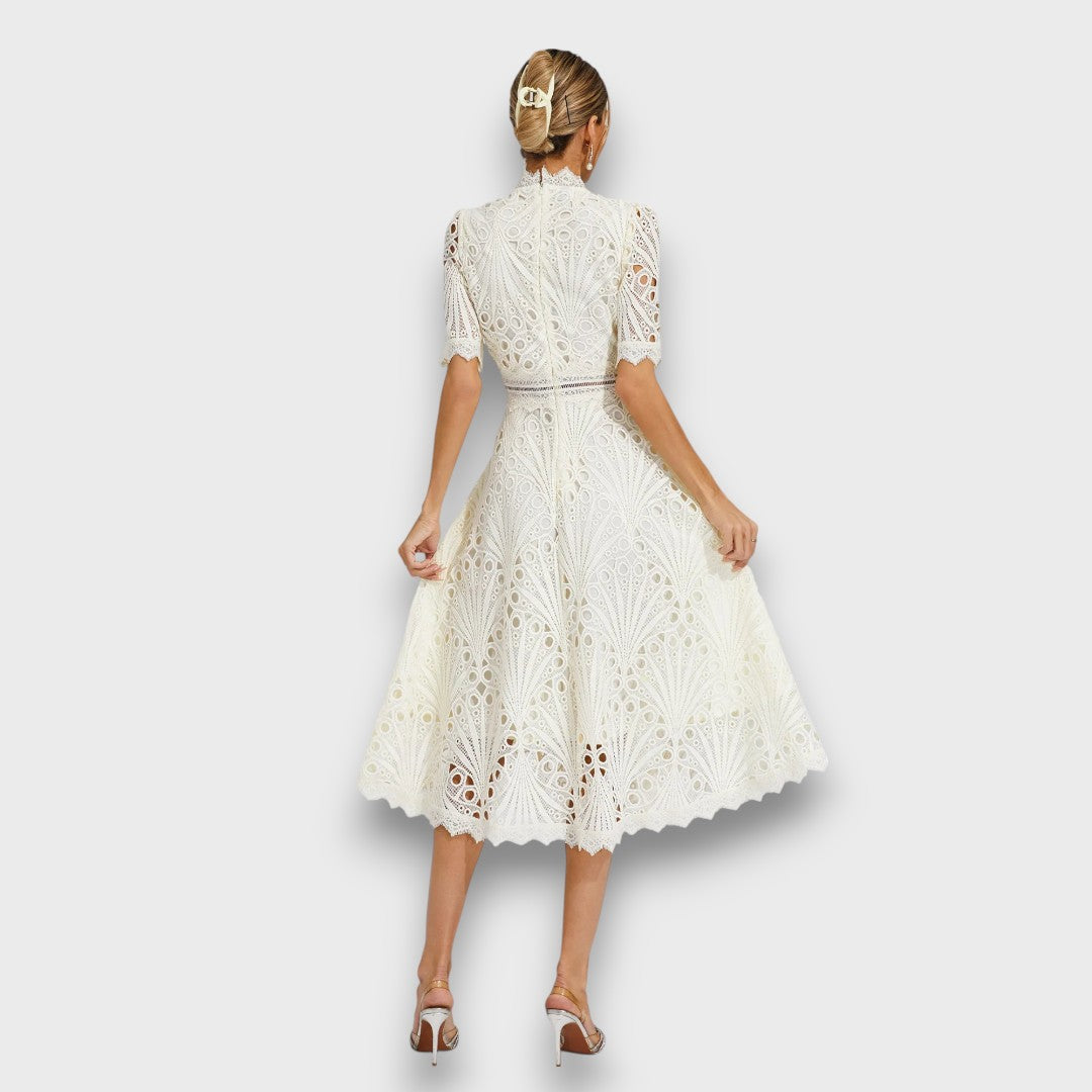 Norelia – Elegant Midi Dress with Lace Detail