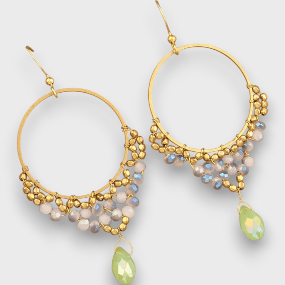 Isalda – Vintage Earrings with Wood & Beads