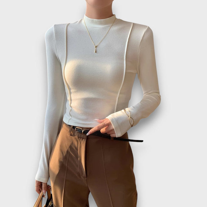 Audrine – Slim-Fit Long Sleeve with Elegant Line