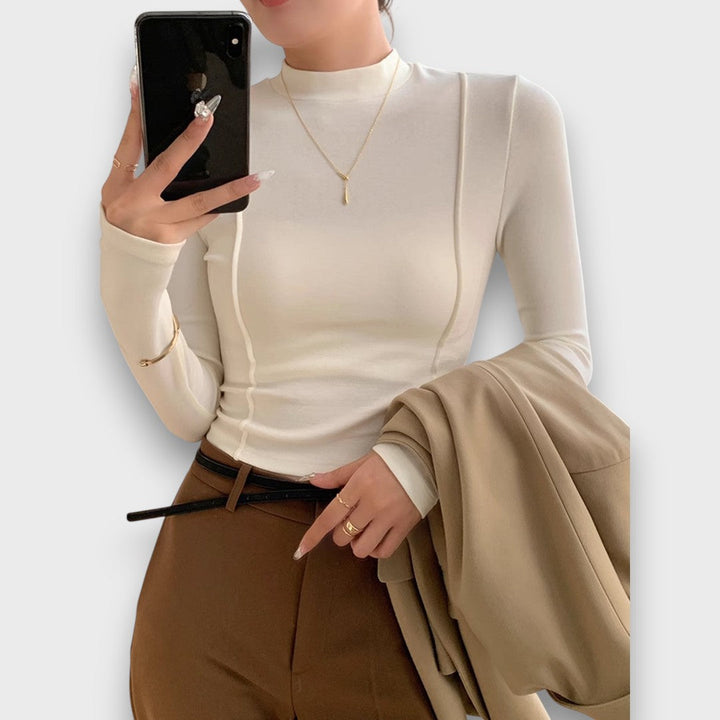 Audrine – Slim-Fit Long Sleeve with Elegant Line