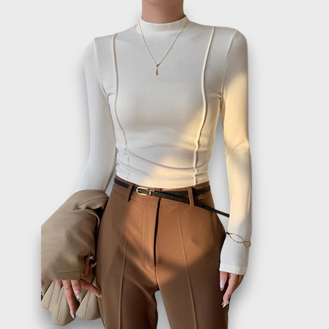 Audrine – Slim-Fit Long Sleeve with Elegant Line