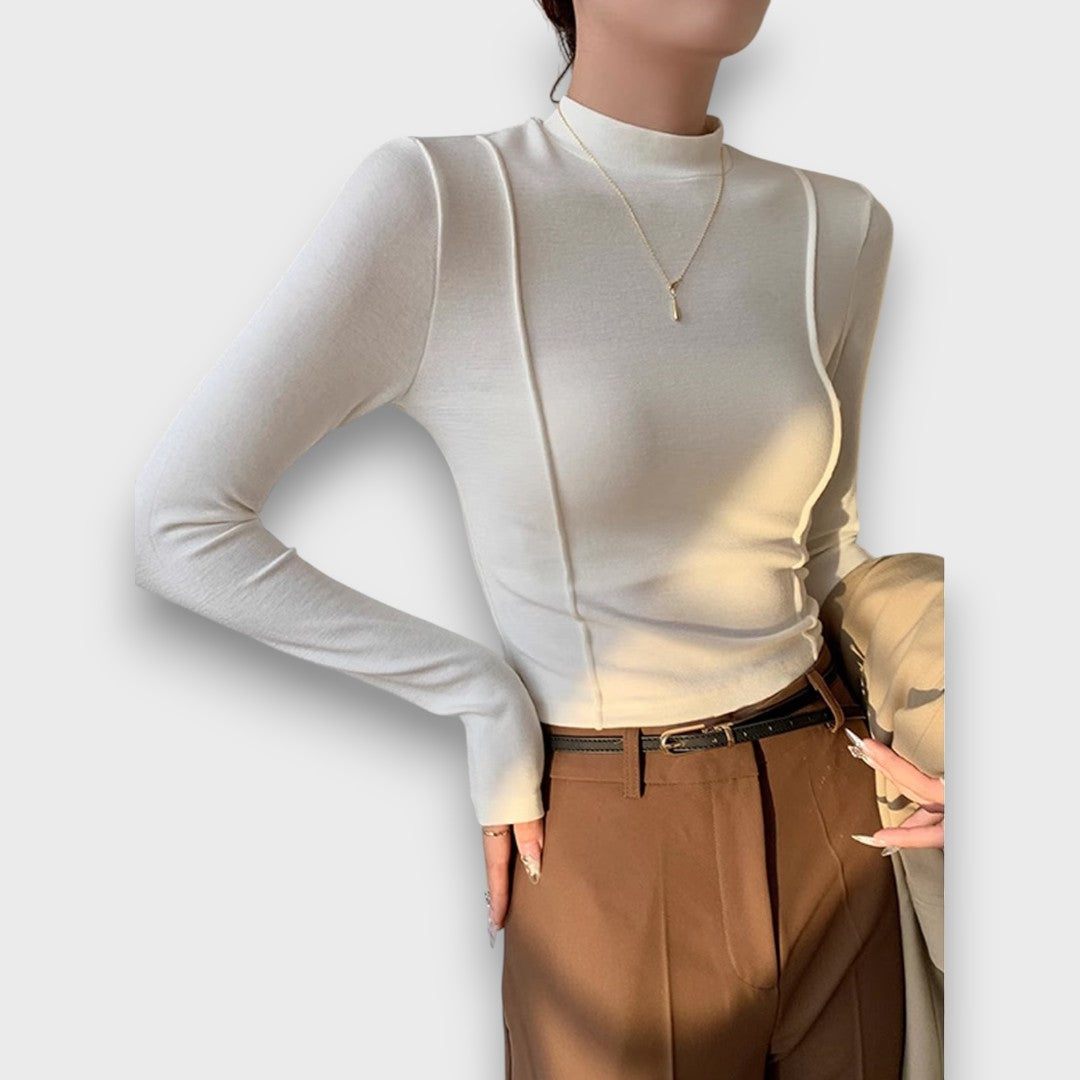 Audrine – Slim-Fit Long Sleeve with Elegant Line