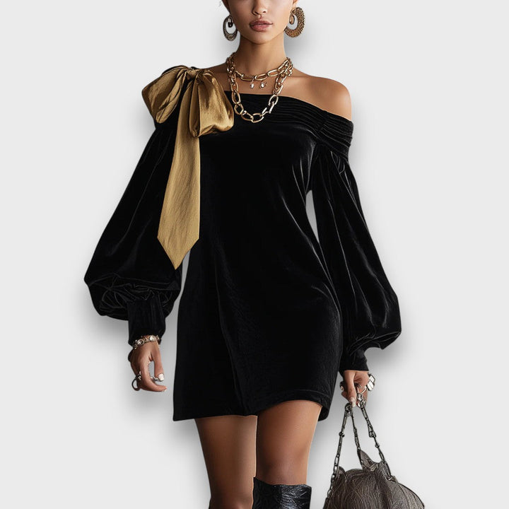 Aurella – Velvet Mini Dress