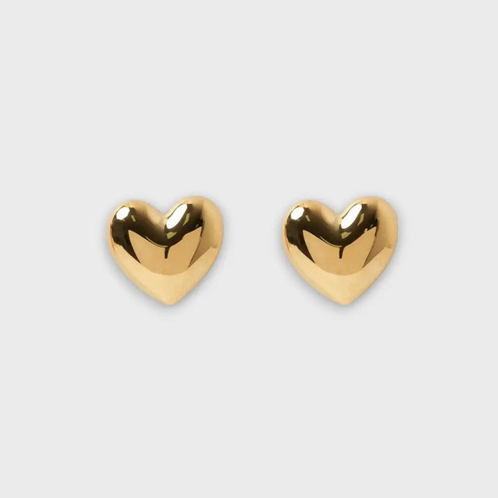 Harpy – Heart-Shaped Stud Earrings