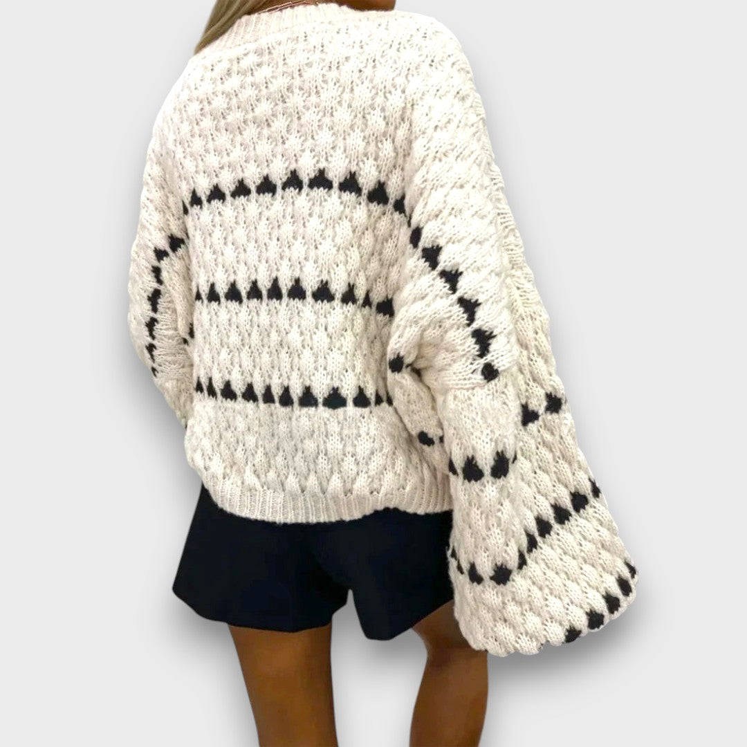 Luliane – Structured Sweater with Graphic Pattern