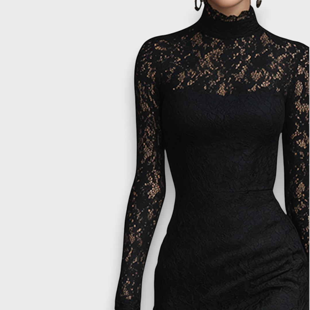 Nyxelle – Lace Fishtail Evening Dress