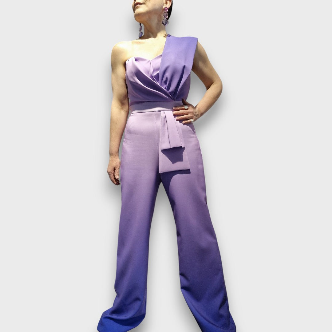 Candia – Elegant Jumpsuit with Asymmetrical Décolleté