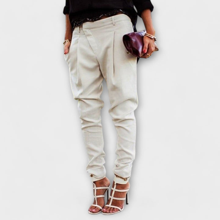 Aravelle – High-Waist Pants with Pleats