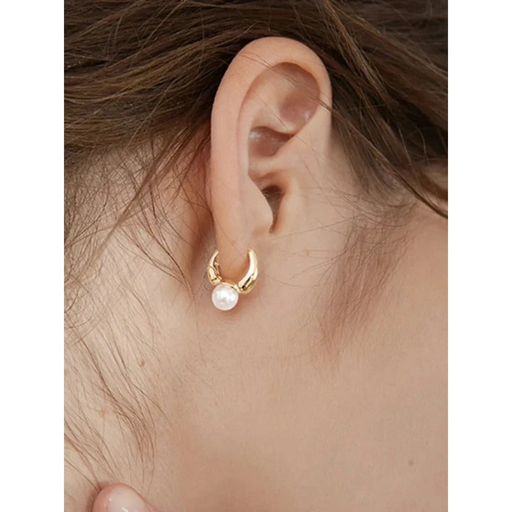 Narah – Pearl Accent Hoop Earrings
