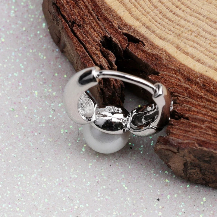 Narah – Pearl Accent Hoop Earrings