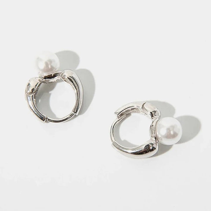 Narah – Pearl Accent Hoop Earrings