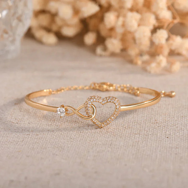 Millie – Infinity Heart Bracelet