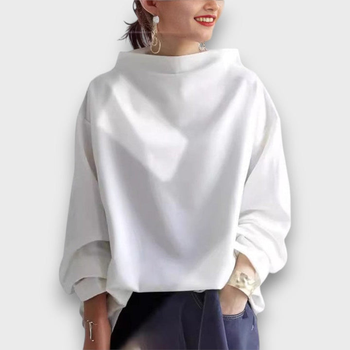 Gavrielle – Pullover with High Collar