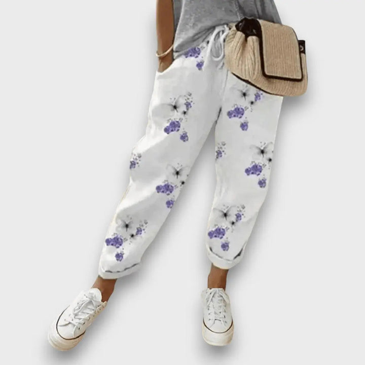 Benia – Airy Leisure Pants with a Feminine Silhouette