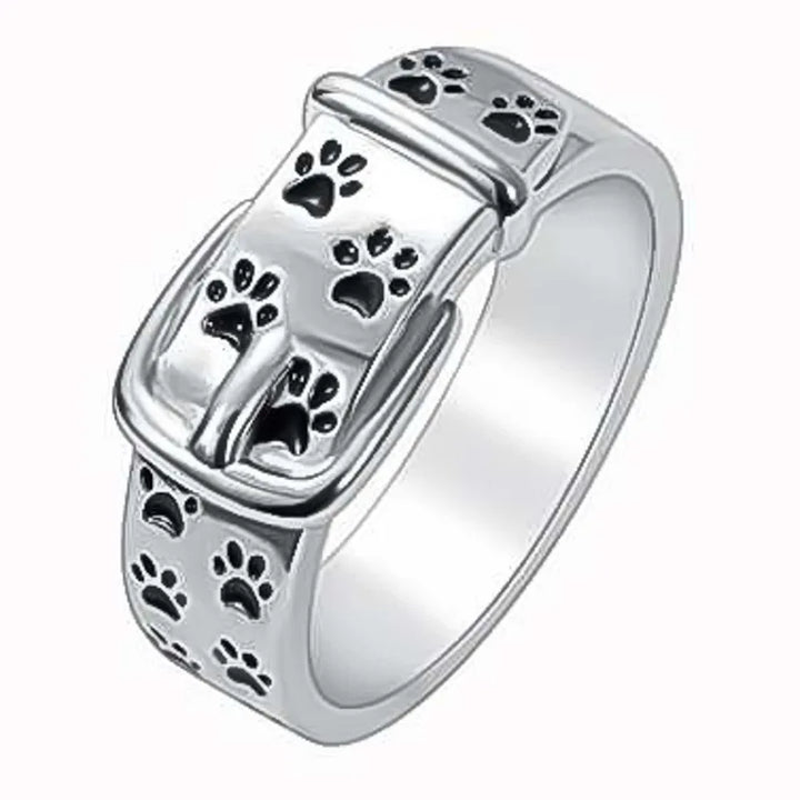 Pawson – Playful Paw-Detail Ring with Character