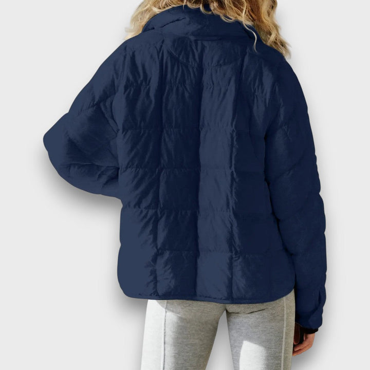 Rheia – Quilted stand collar jacket