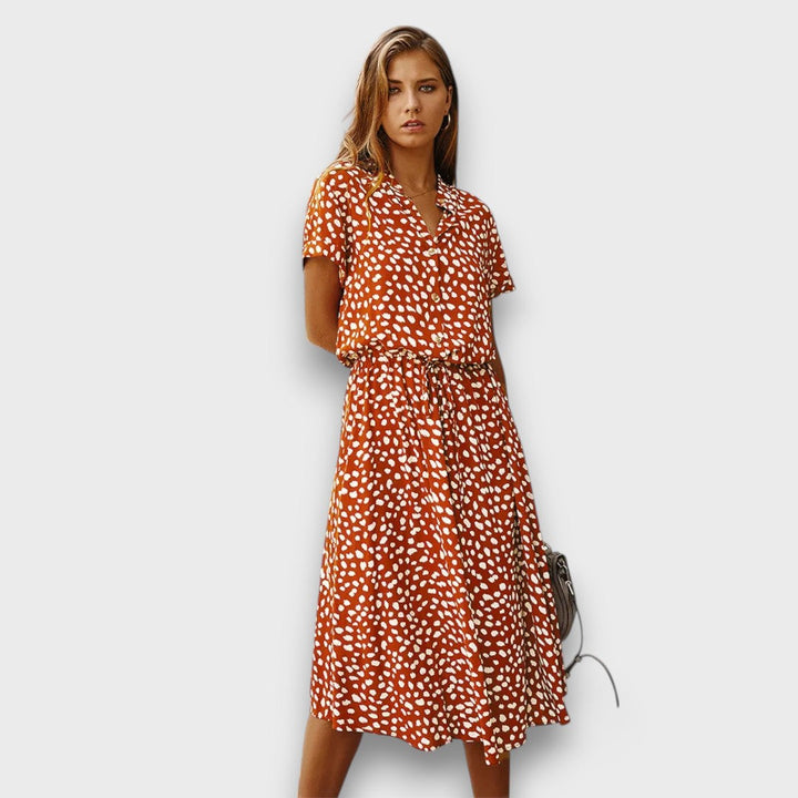 Solvinea – Buttoned Midi Dress with Vintage Print