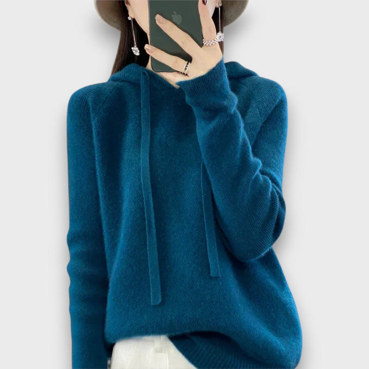 Hanna – Soft Merino Wool Winter Hoodie