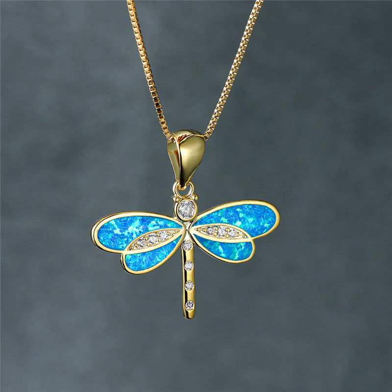 Elunaria – Dragonfly Necklace with Shimmering Accent