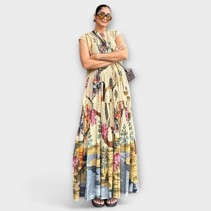 Marienna – Maxi Dress with Artistic Pleats