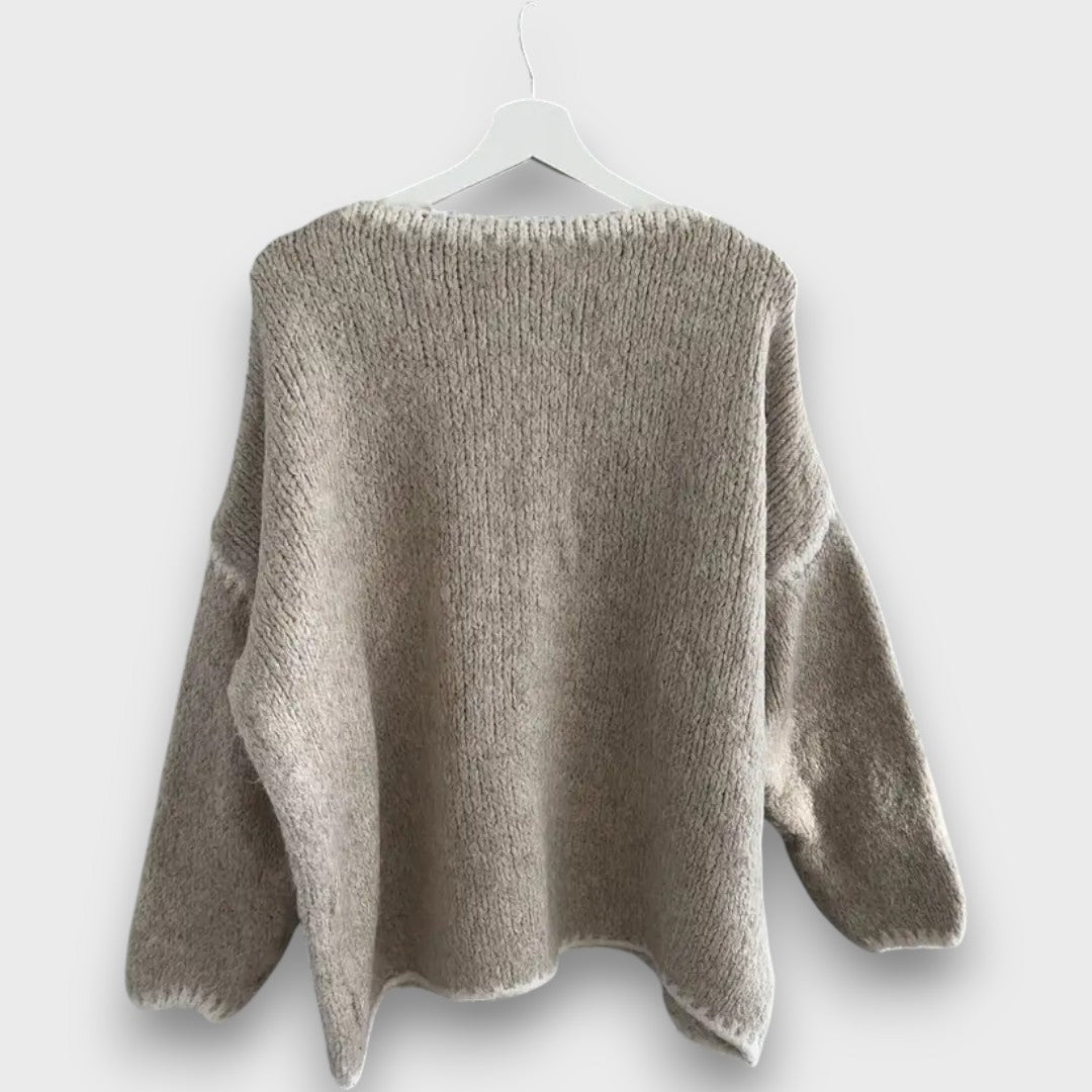 Mirellan– Cozy Contrast Knit Sweater