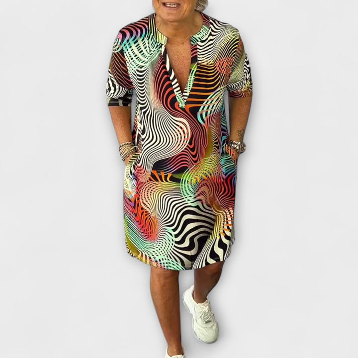 Ravea – Color-Intensive Casual Dress with Retro Flair