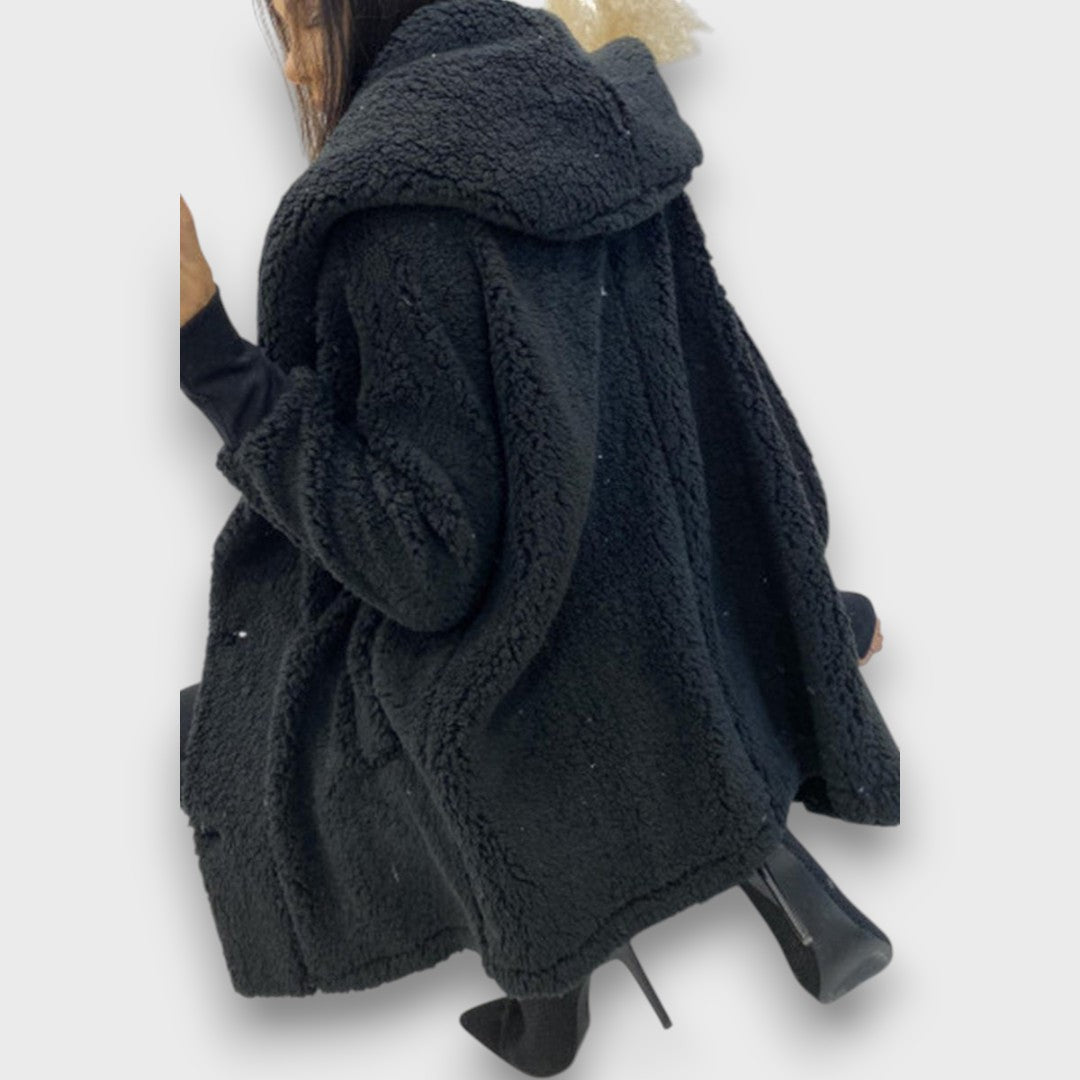 Melora – Plush Hooded Teddy Coat