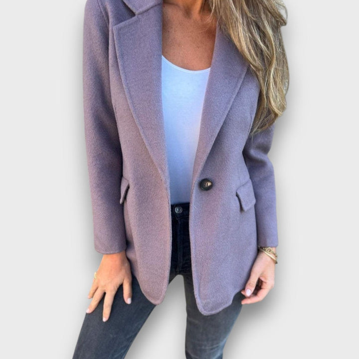 Calerie – Soft Tailored Everyday Jacket