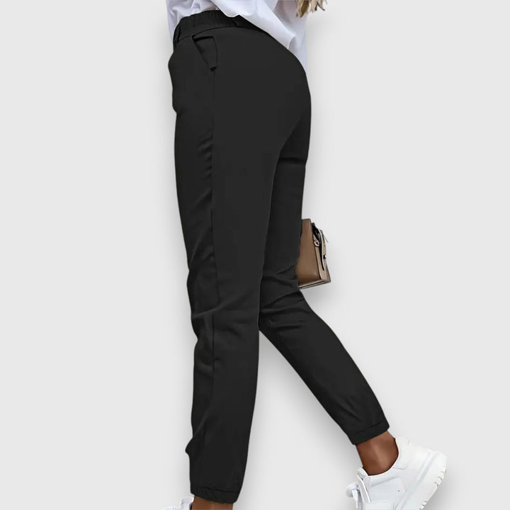 Benivra – Slim-Fit Jogger Pants in Business Look